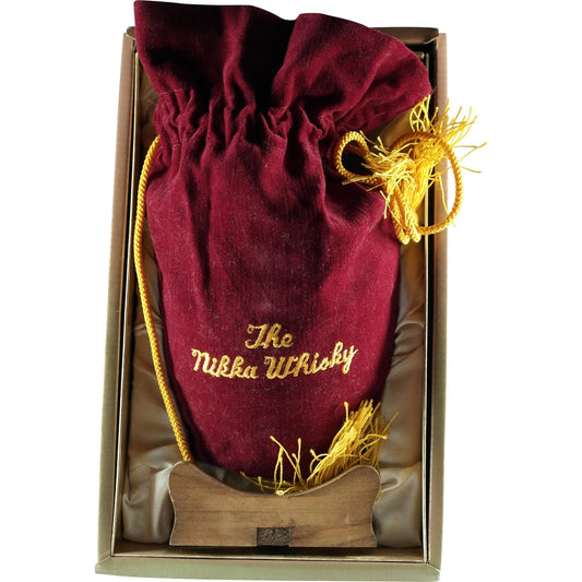 Nikka Whisky Destillery Bottleing Barrel Bottle Box + Bottle